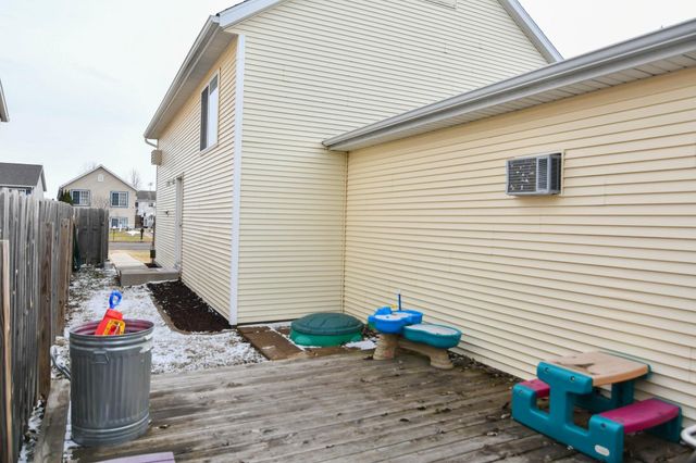 1935 57th Avenue S, Fargo, ND 58104