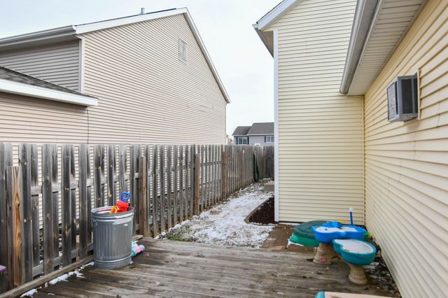 1935 57th Avenue S, Fargo, ND 58104