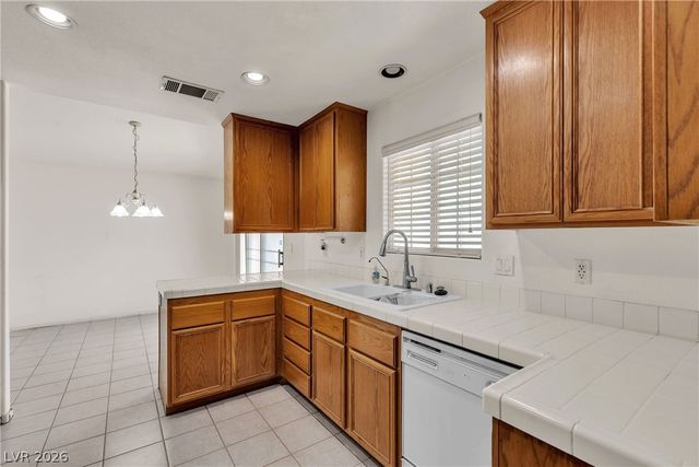 5400 Paul Kurtz Way 105, Las Vegas, NV 89108