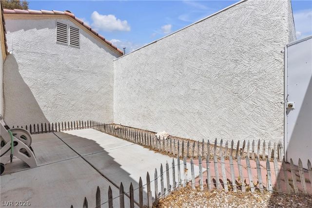 5400 Paul Kurtz Way 105, Las Vegas, NV 89108