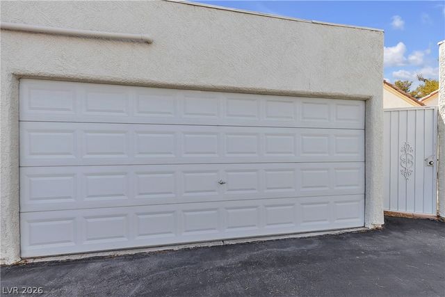 5400 Paul Kurtz Way 105, Las Vegas, NV 89108