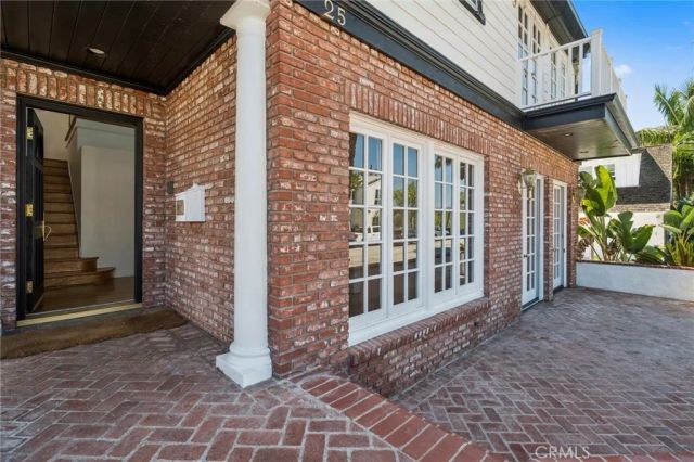 2025 E Balboa, Newport Beach, CA 92661