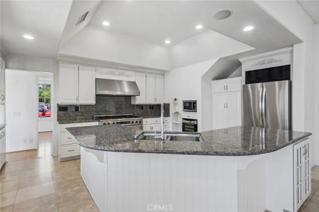 2025 E Balboa, Newport Beach, CA 92661
