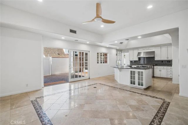 2025 E Balboa, Newport Beach, CA 92661
