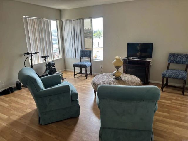 1037 E. Washington Avenue 2, Escondido, CA 92025