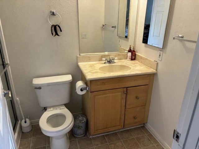 1037 E. Washington Avenue 2, Escondido, CA 92025