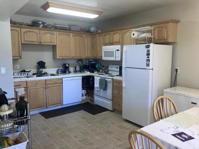 1037 E. Washington Avenue 2, Escondido, CA 92025