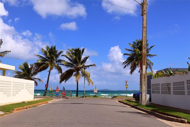 CONDO. SANDY HILLS 13, Luquillo, PR 00773