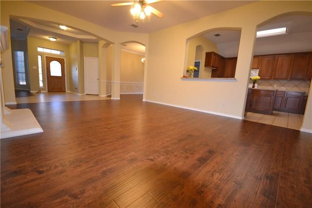 9021 Georgetown Place, Fort Worth, TX 76244