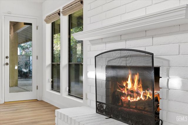 7401 Hilton Head Way 18, Bakersfield, CA 93309