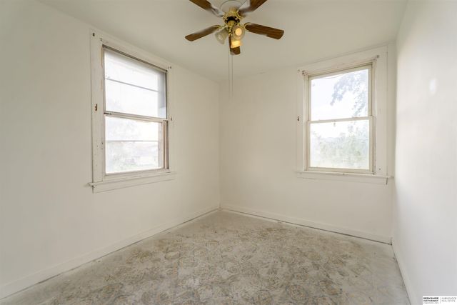 1907 Clark Street, Omaha, NE 68110