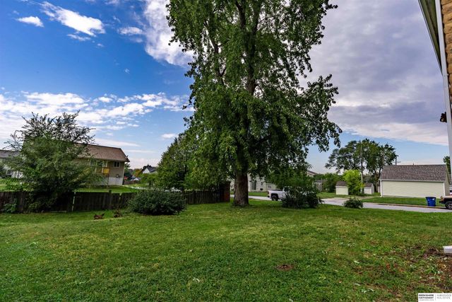 1907 Clark Street, Omaha, NE 68110