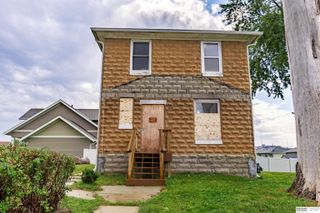 1907 Clark Street, Omaha, NE 68110