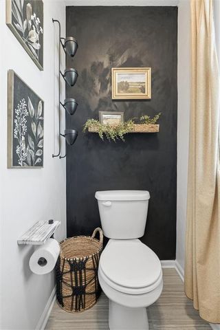 10020 N Lawn Avenue, Kansas City, MO 64156