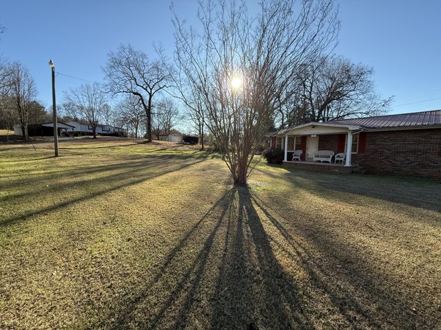 103 Ratledge Road, Sweetwater, TN 37874