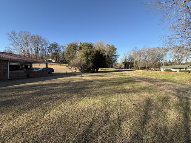 103 Ratledge Road, Sweetwater, TN 37874