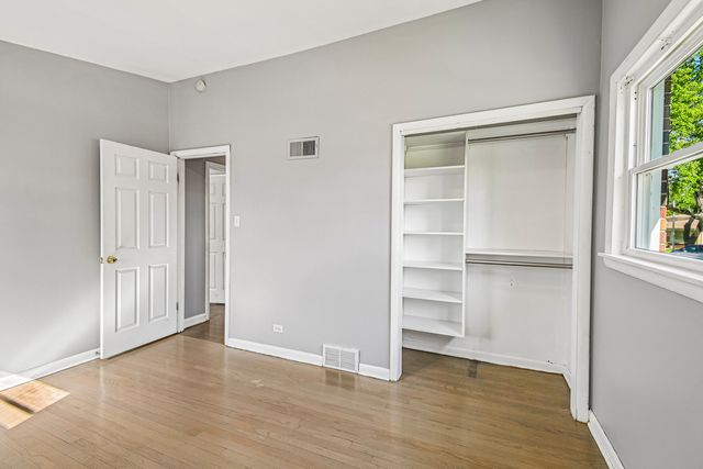 350 Carey Court, Chicago Heights, IL 60411