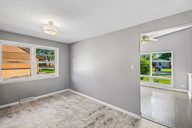 350 Carey Court, Chicago Heights, IL 60411