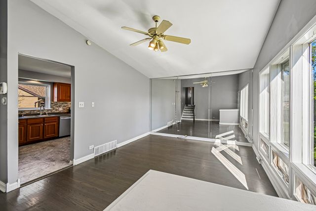 350 Carey Court, Chicago Heights, IL 60411