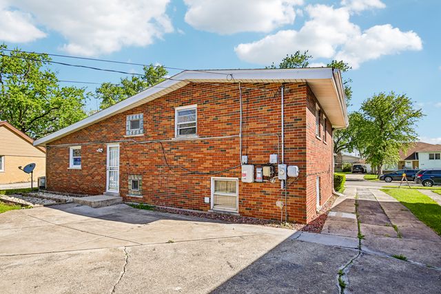 350 Carey Court, Chicago Heights, IL 60411