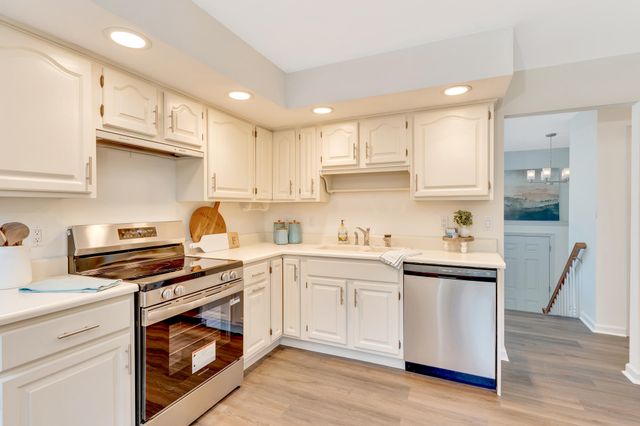 5675 Grayshore Lane, Hixson, TN 37343