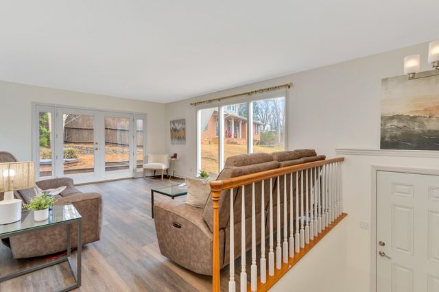 5675 Grayshore Lane, Hixson, TN 37343