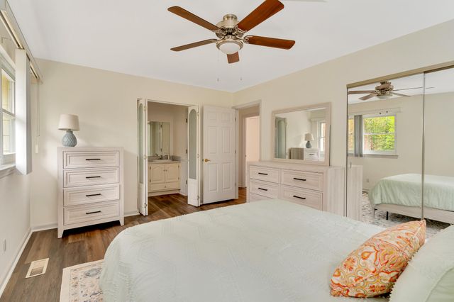 5675 Grayshore Lane, Hixson, TN 37343