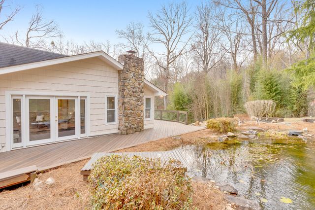 5675 Grayshore Lane, Hixson, TN 37343