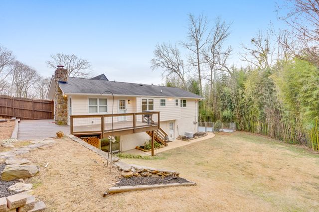 5675 Grayshore Lane, Hixson, TN 37343