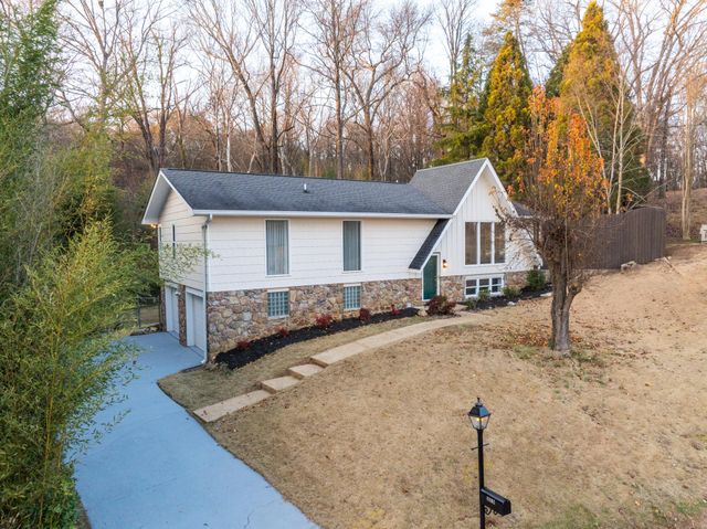 5675 Grayshore Lane, Hixson, TN 37343