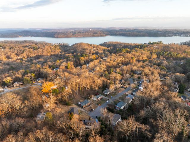 5675 Grayshore Lane, Hixson, TN 37343