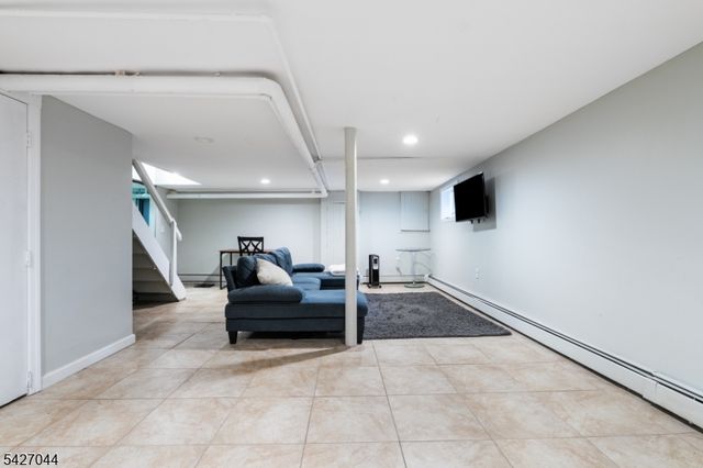 15 Victor Pl, Irvington Twp., NJ 07111