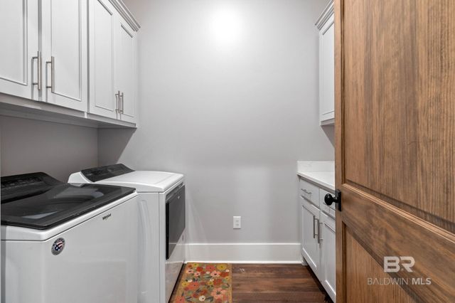 13049 County Road 54, Daphne, AL 36526