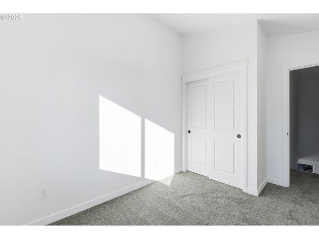 8720 Se Bybee Blvd, Portland, OR 97266