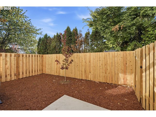 8720 Se Bybee Blvd, Portland, OR 97266