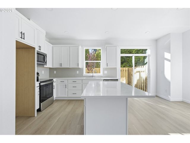 8720 Se Bybee Blvd, Portland, OR 97266