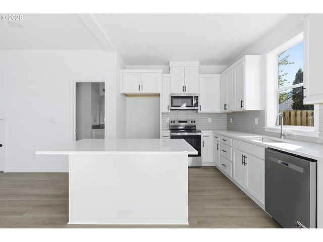 8720 Se Bybee Blvd, Portland, OR 97266