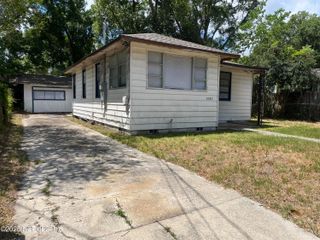 2052 W 16TH Street, Jacksonville, FL 32209