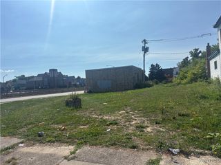 545 East Ferry Street S, Buffalo, NY 14208