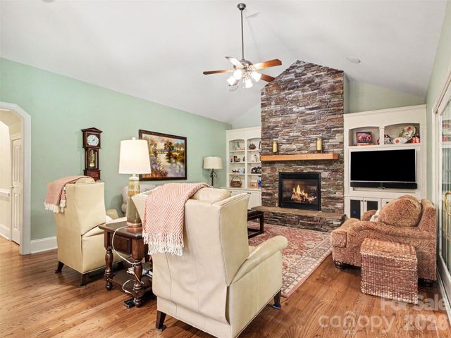 1422 Stone Gate Drive, Shelby, NC 28150