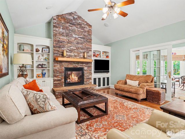 1422 Stone Gate Drive, Shelby, NC 28150