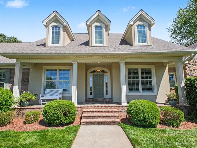 1422 Stone Gate Drive, Shelby, NC 28150