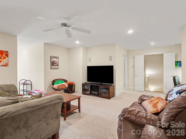 1422 Stone Gate Drive, Shelby, NC 28150