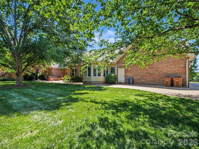 1422 Stone Gate Drive, Shelby, NC 28150