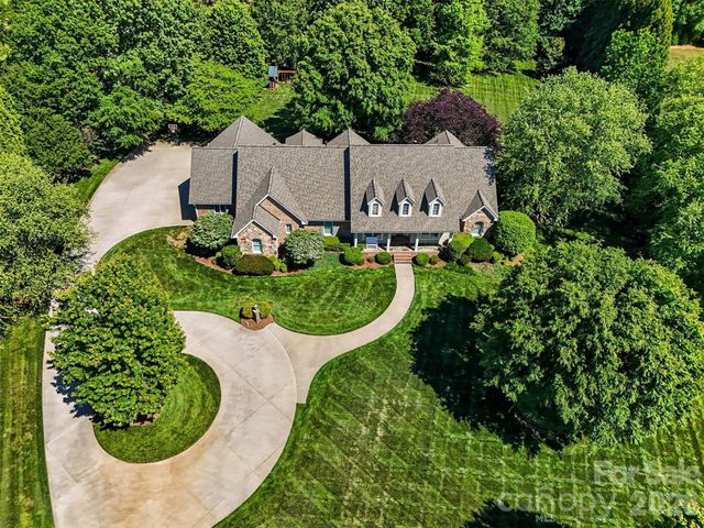 1422 Stone Gate Drive, Shelby, NC 28150
