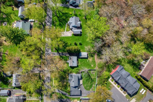 17 Spencer Boulevard, Coxsackie, NY 12051