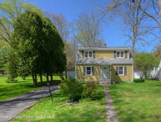 17 Spencer Boulevard, Coxsackie, NY 12051