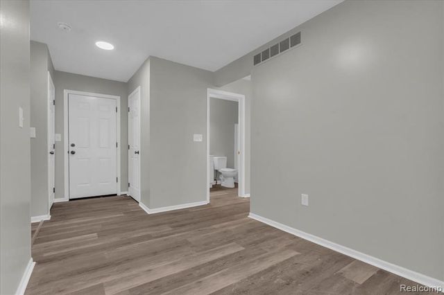 8247 Ellsworth Street, Detroit, MI 48238