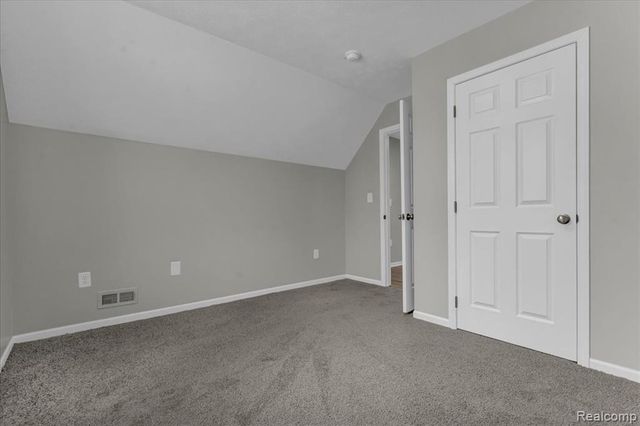 8247 Ellsworth Street, Detroit, MI 48238