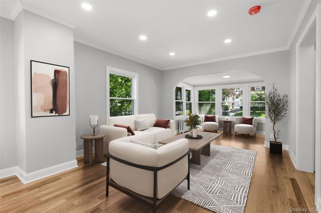 75 Waller Avenue, White Plains, NY 10605